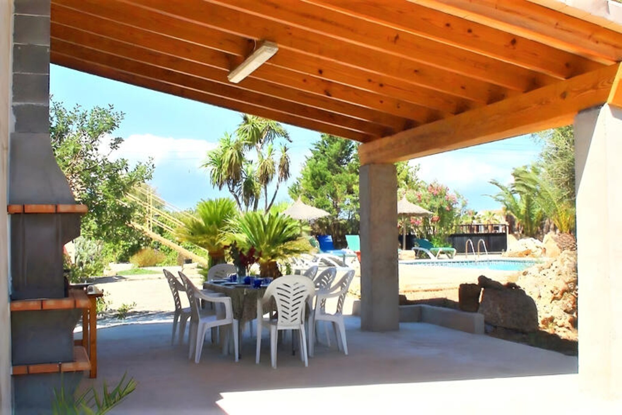 Villa in Campos with Pool and Garden