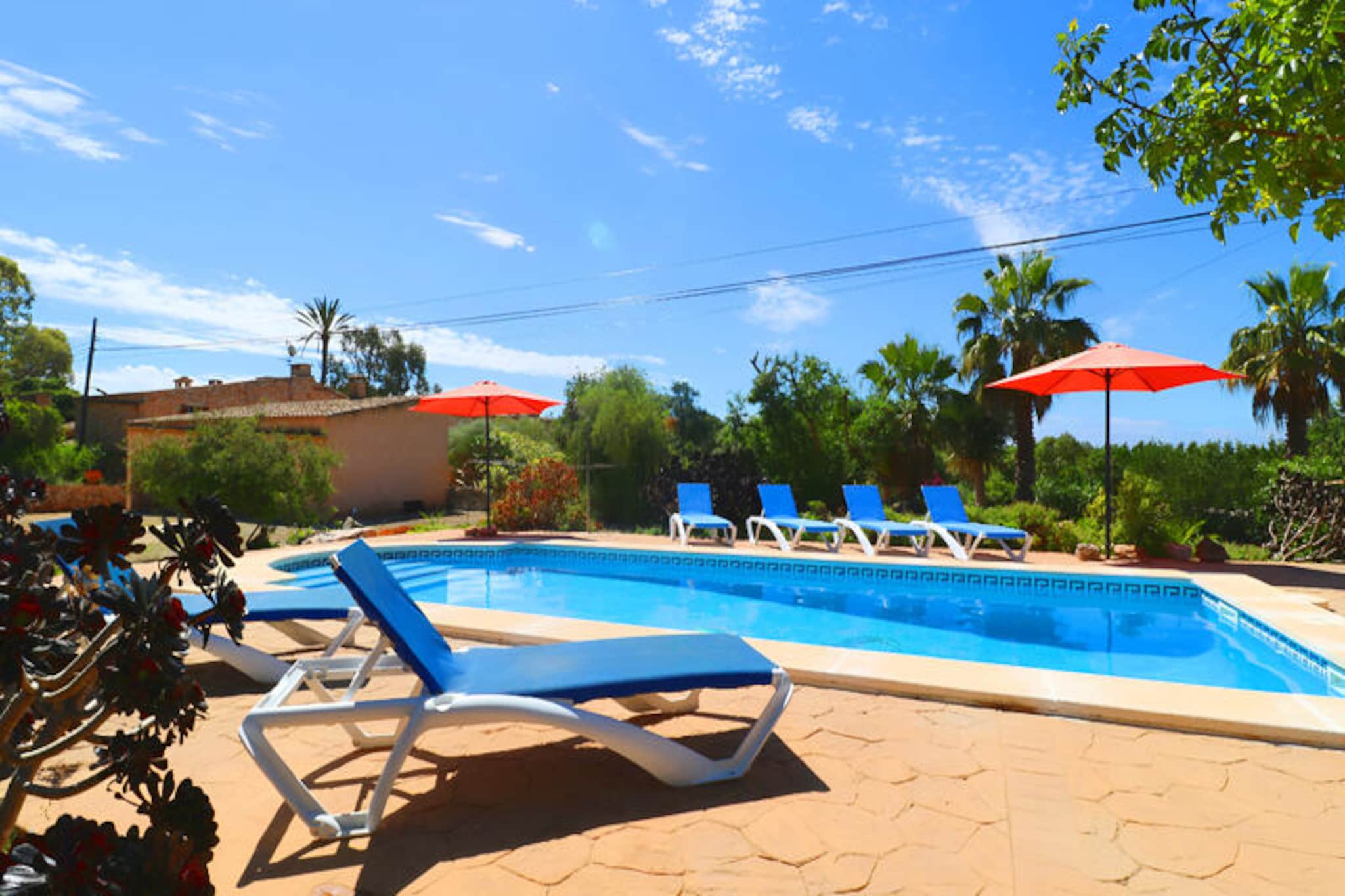 House in Es Llombards with Pool & Garden