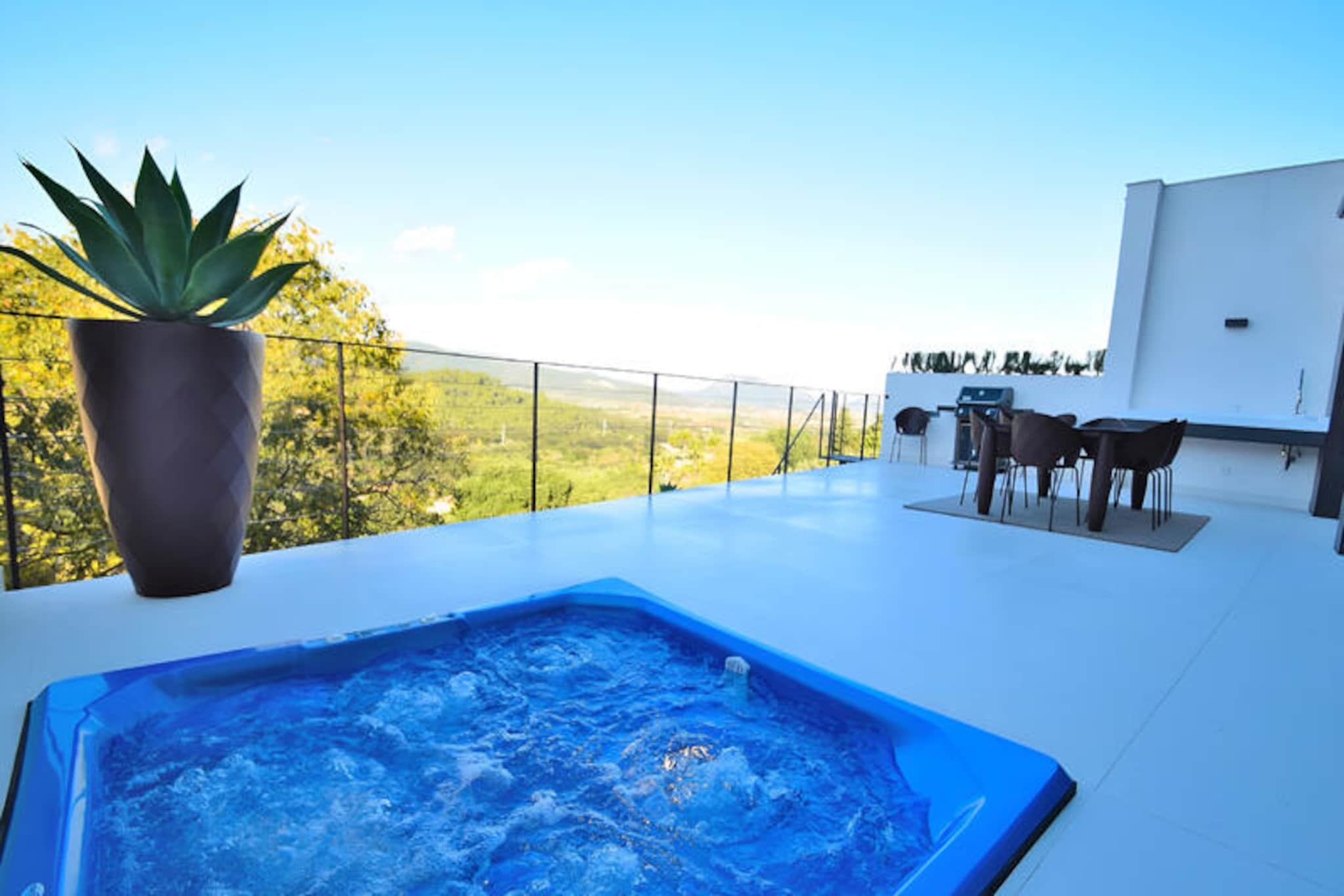 Villa in Buger with Rooftop Pool & Views