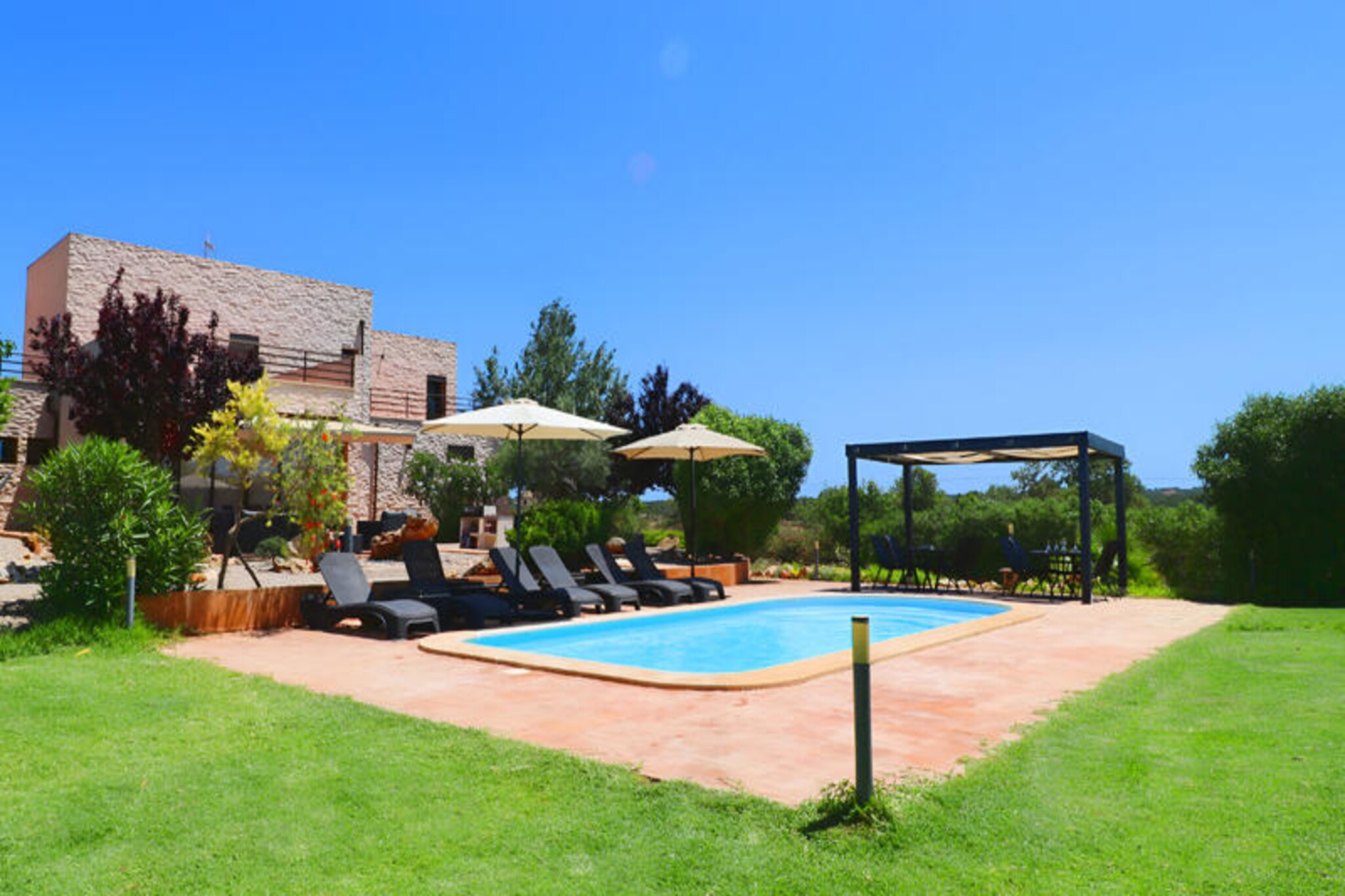 Villa in Campos with Pool and Jacuzzi