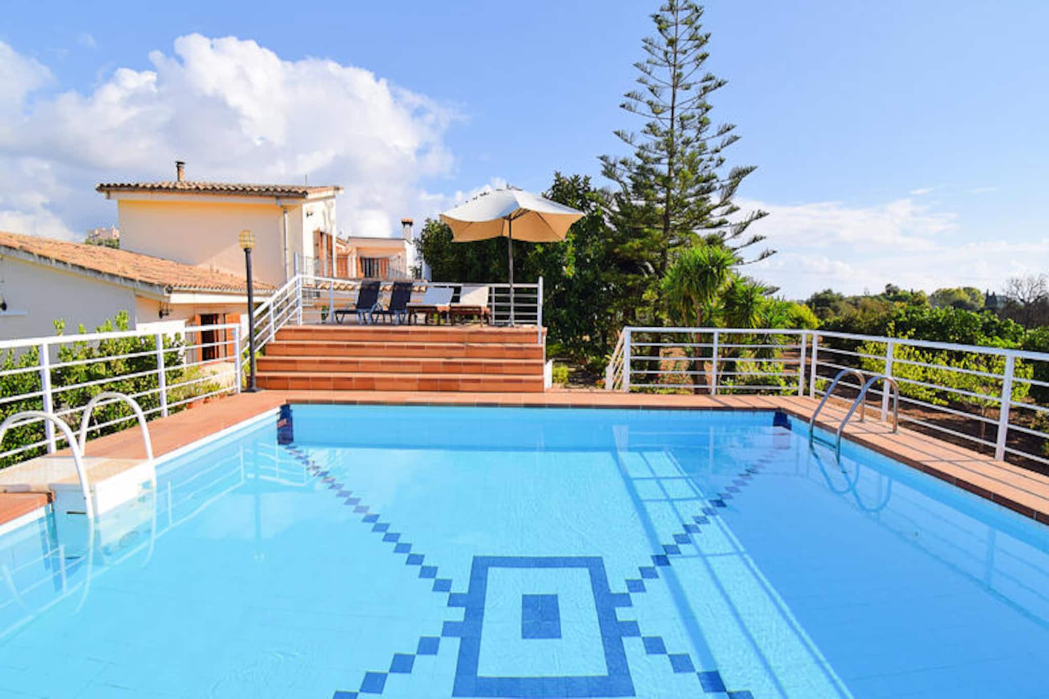 Villa in Campanet with Pool and BBQ