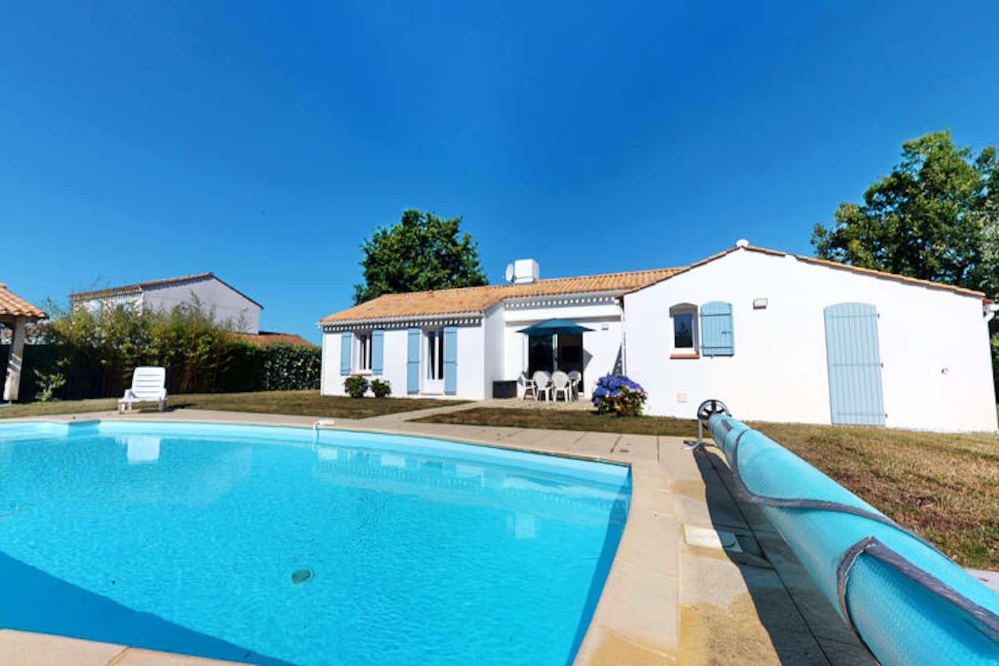 Villa in Vendée with Private Heated Pool