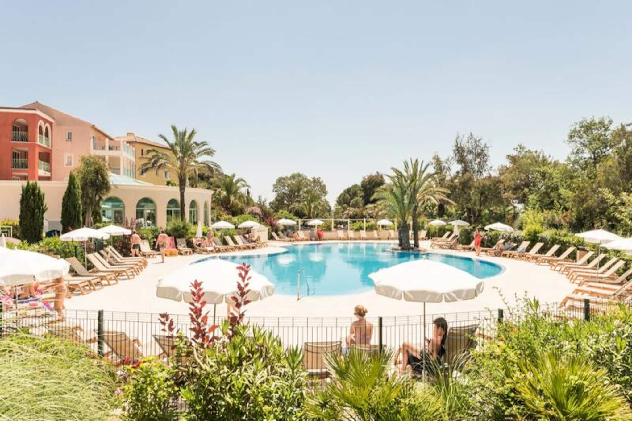 Apartment in Les Issambres by the Beach