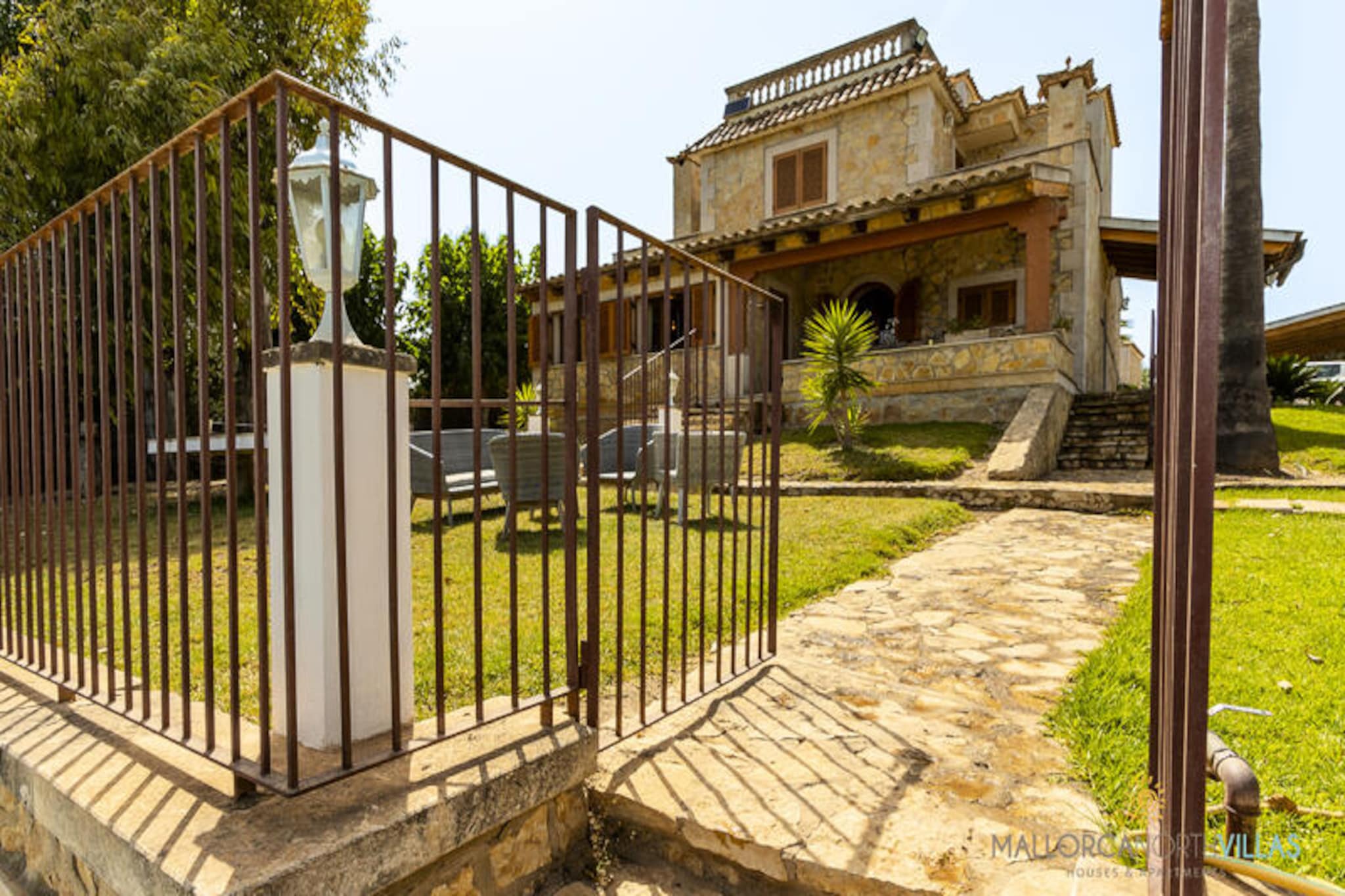 Surrounded by the serene beauty of Mallorca’s countryside, this charming villa offers an idyllic retreat for families and friends seeking relaxation and adventure. With its tranquil setting and proximity to the vibrant village of Alcudia, this property combines rural charm with easy access to the island’s stunning beaches and cultural treasures. Imagine waking up to the gentle sounds of nature, enjoying breakfast in the lush garden, and planning a day filled with unforgettable experiences. \n\nThe villa comfortably accommodates up to six guests across three spacious bedrooms and three modern bathrooms. Its private 8x4 meter swimming pool invites you to cool off under the Mediterranean sun, while the expansive garden provides the perfect backdrop for outdoor dining and leisurely afternoons. Equipped with air conditioning and Wi-Fi, the villa ensures a comfortable stay, and the fully equipped kitchen with state-of-the-art appliances makes meal preparation a delight. Whether you’re grilling on the barbecue or sharing stories in the cozy living area, every moment here feels special. \n\nLocated just 6 km from Alcudia and 2.1 km from Puerto Alcudia beach, the villa is ideally positioned for exploring the island’s natural and cultural gems. From the golden sands of nearby beaches to the historic streets of Alcudia, there’s something for everyone. Palma de Mallorca Airport is only 57 km away, making your journey seamless and convenient. \n\nThis villa is more than just a place to stay—it’s a gateway to the enchanting world of Mallorca. Whether you’re seeking tranquility or adventure, Villa Alejandra promises an unforgettable escape filled with cherished memories.