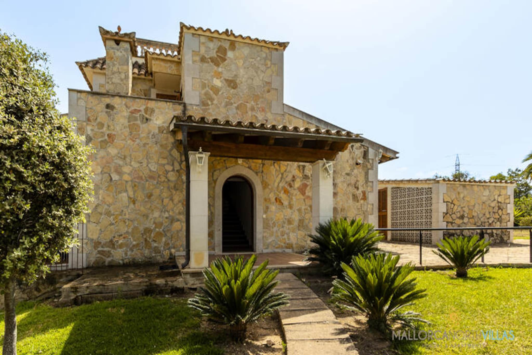 Villa near Alcudia with Private Pool
