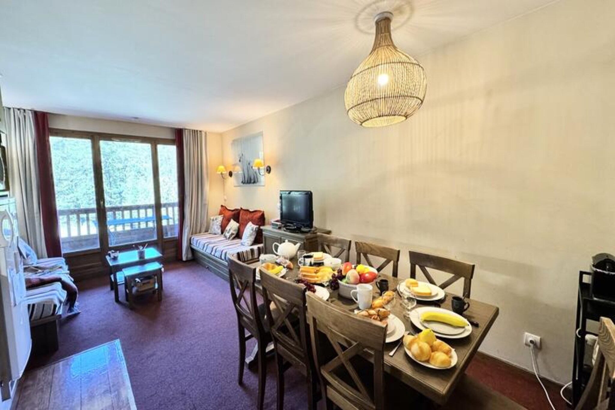 Apartment in Vars with Pool and Ski Access