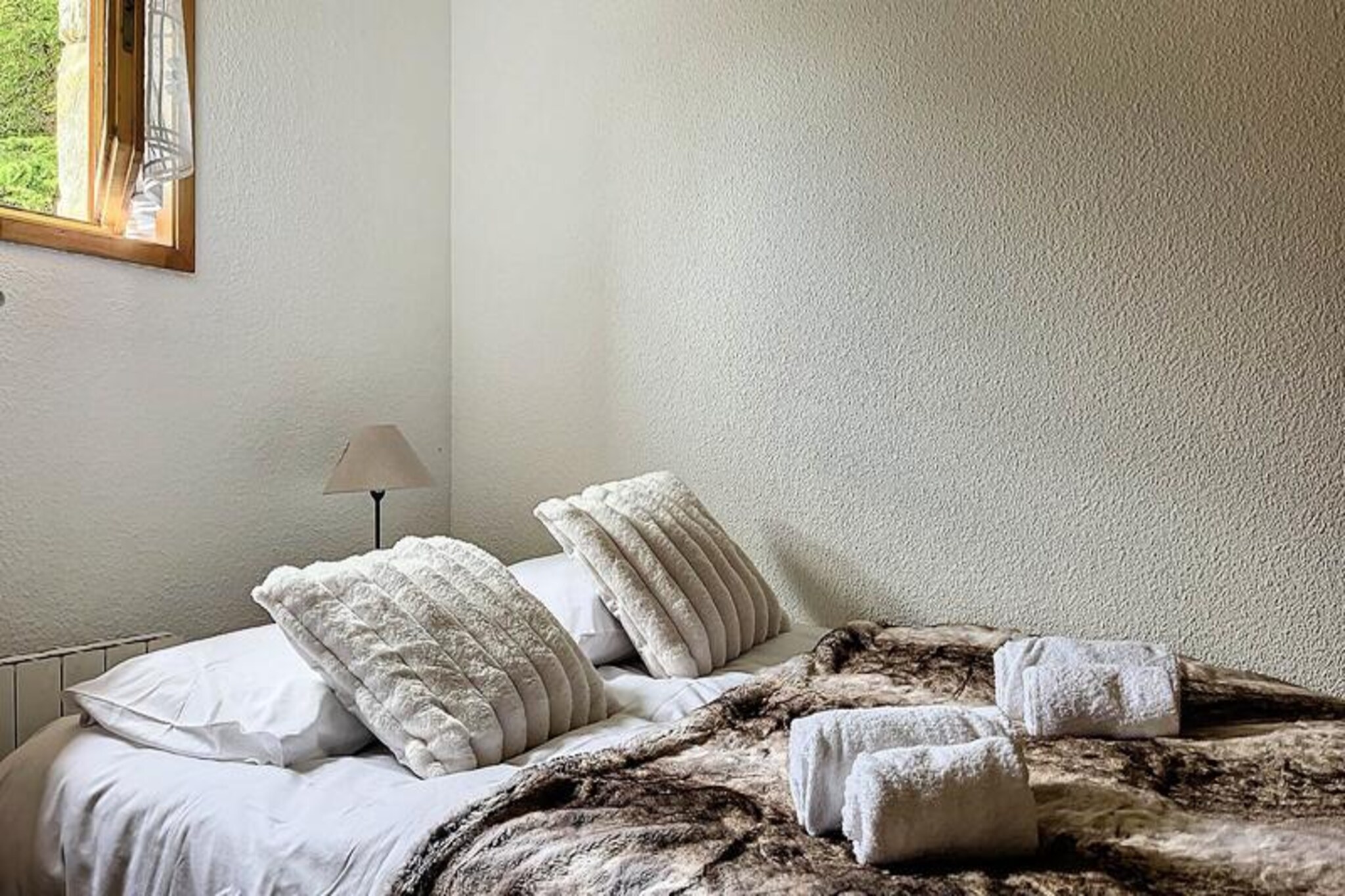 Comfortable apartment with unobstructed views, 50m from the centre