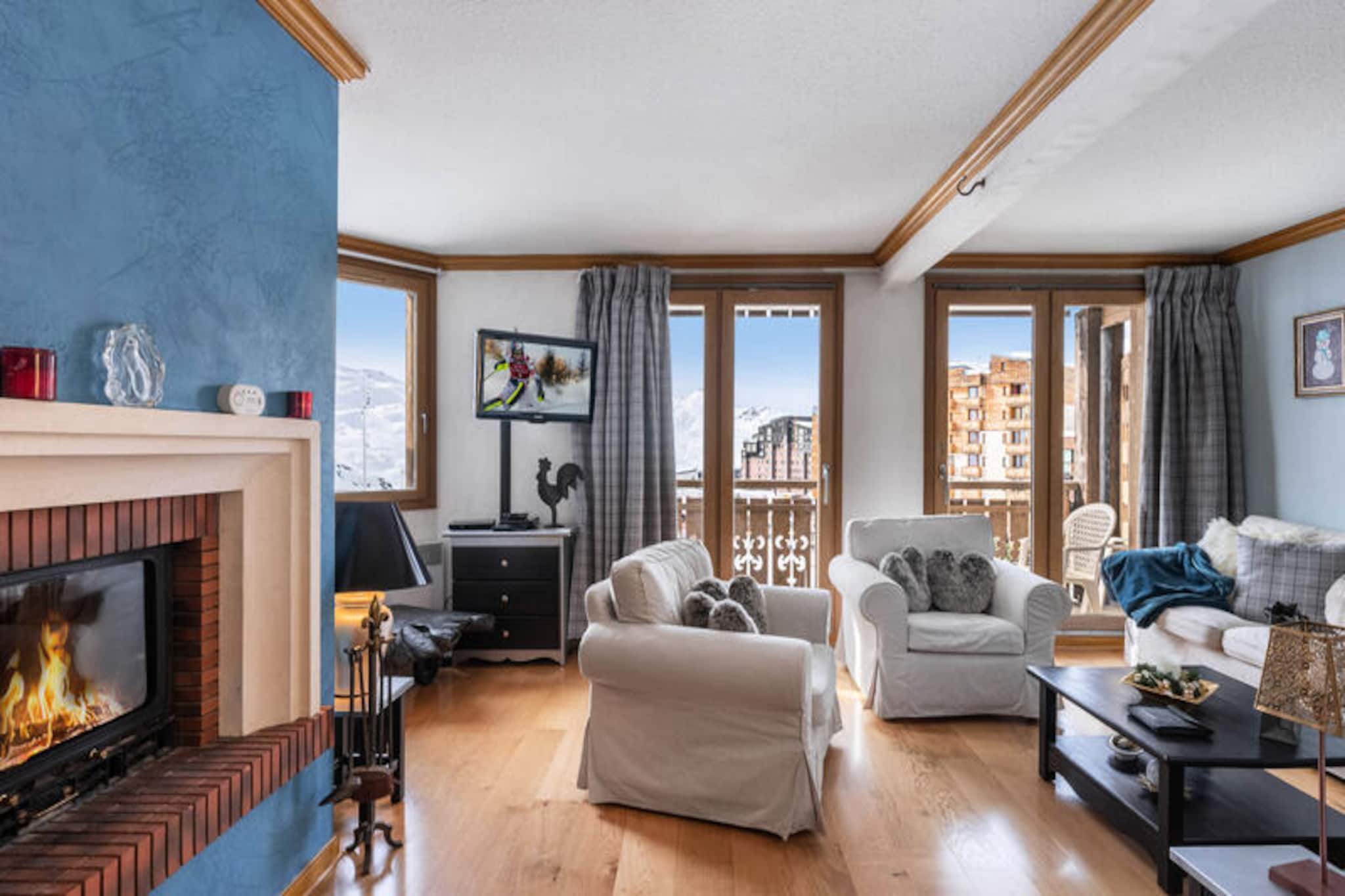 Apartment in Val Thorens with Ski-In/Out