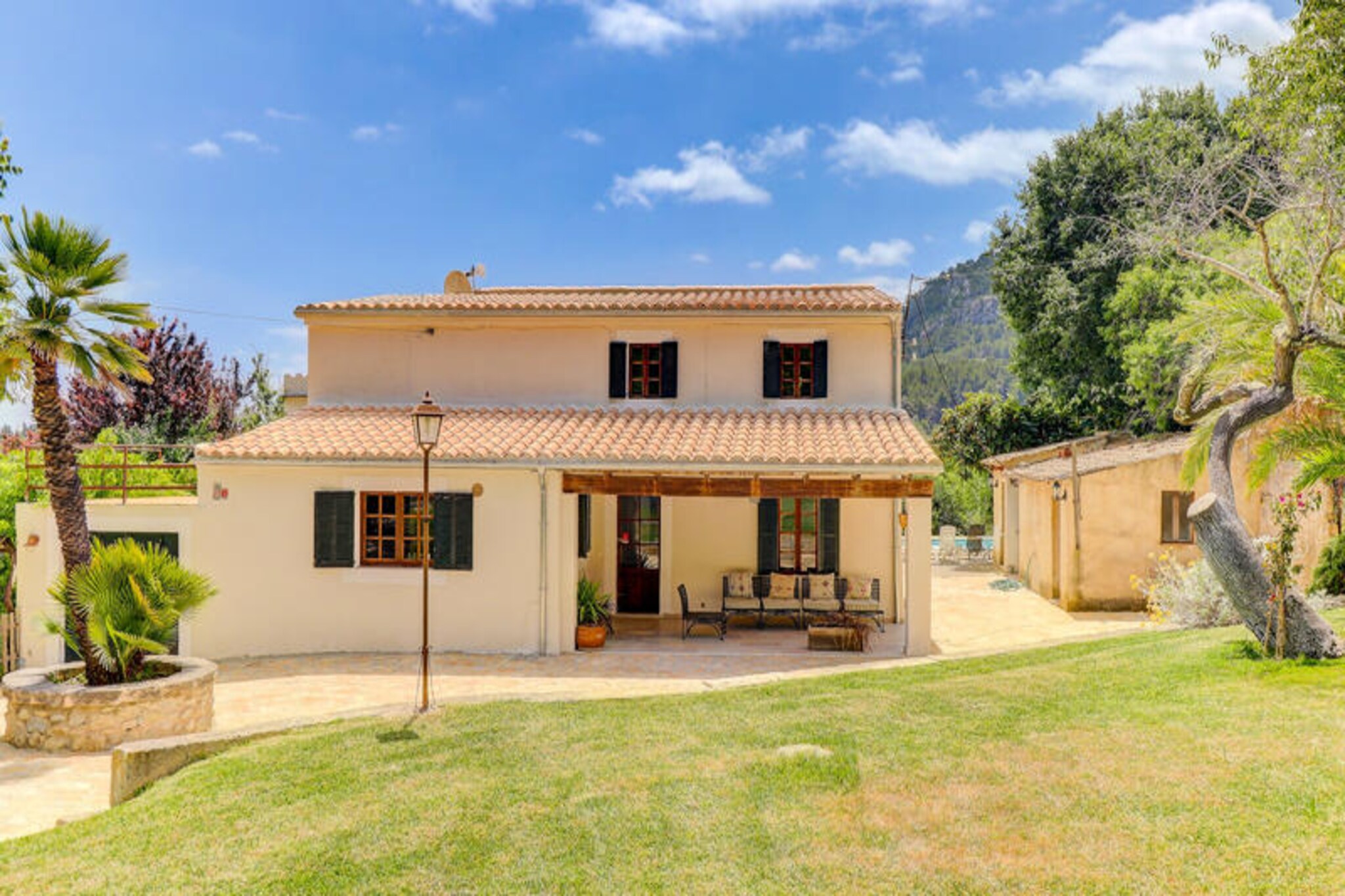 Villa in Pollensa with Private Pool & Views