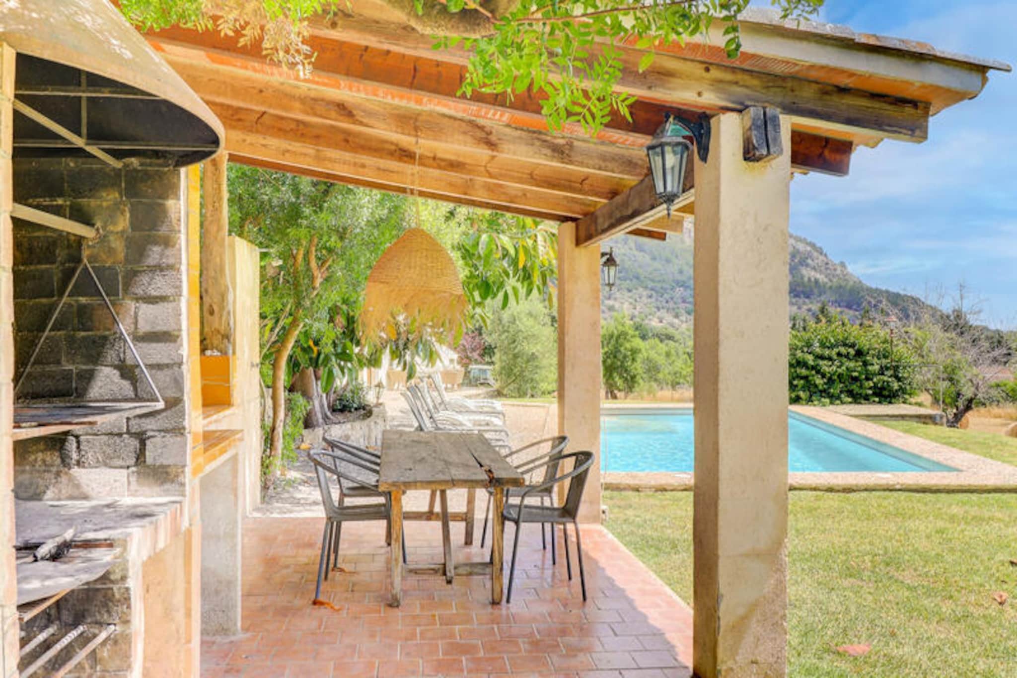 Villa in Pollensa with Private Pool & Views
