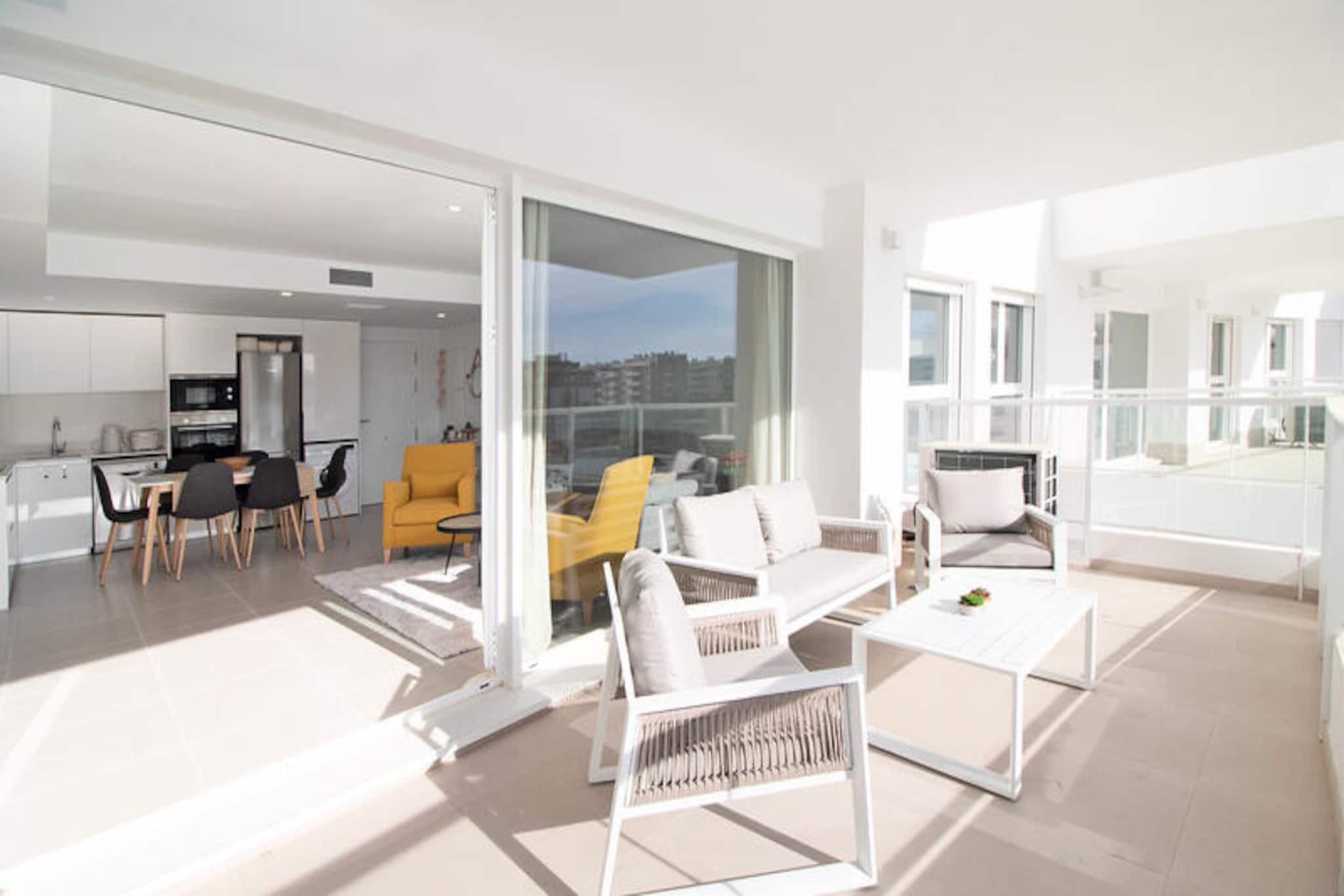 Apartment in Canet with Pool & Beach