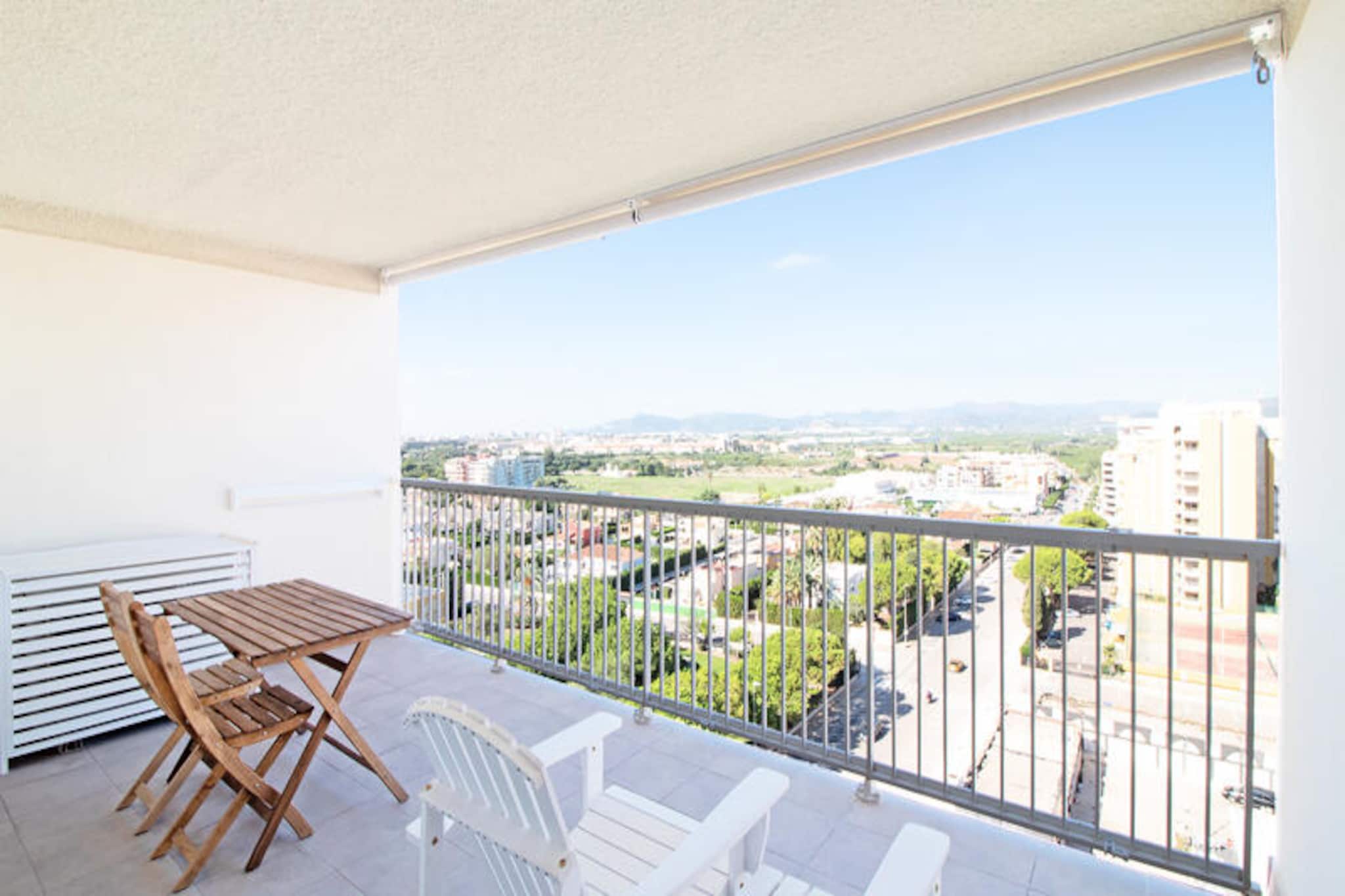 Apartment in Canet near Stunning Beach