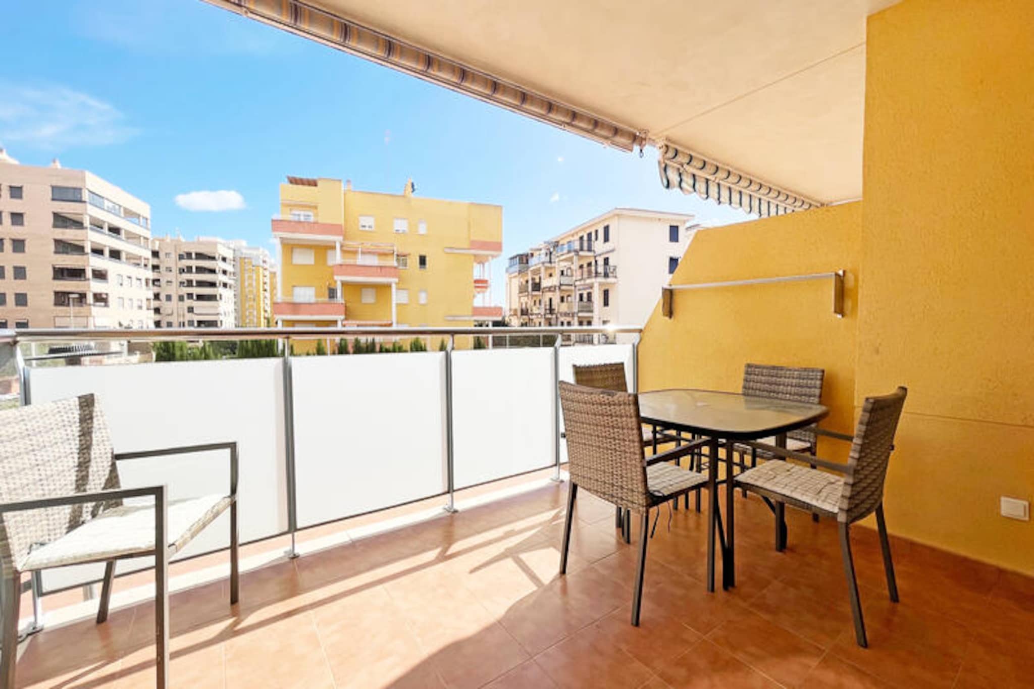 Apartment in Canet with Pool Access