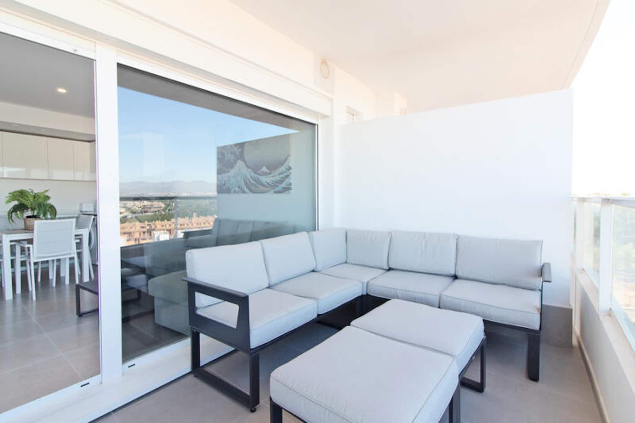 Apartment in Canet with Spa and Gym