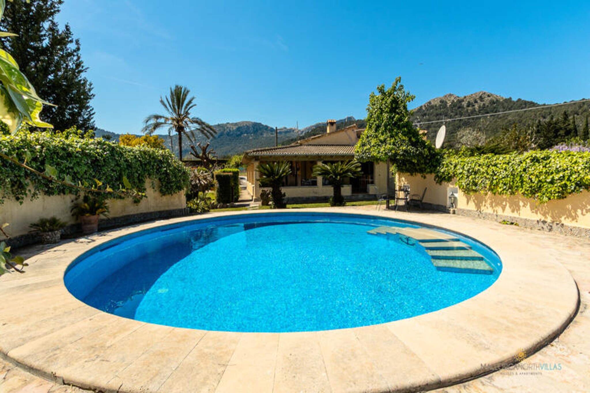 Villa in Pollenà with Private Pool & BBQ