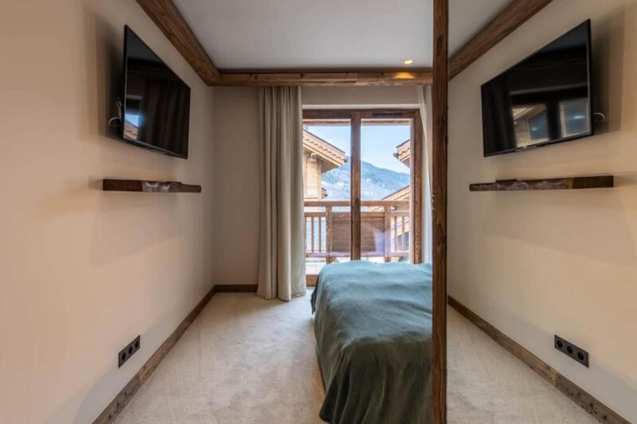 Chalet Yolo-piscine Intérieure Spa Et Services-Niet-getagd