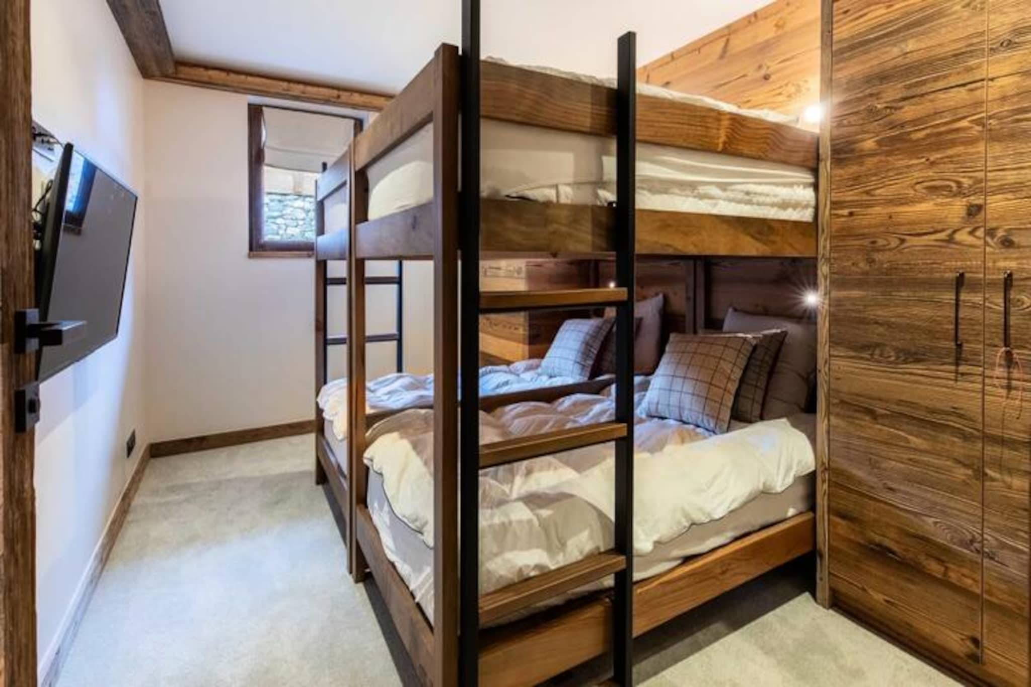 Chalet Yolo-piscine Intérieure Spa Et Services-Niet-getagd