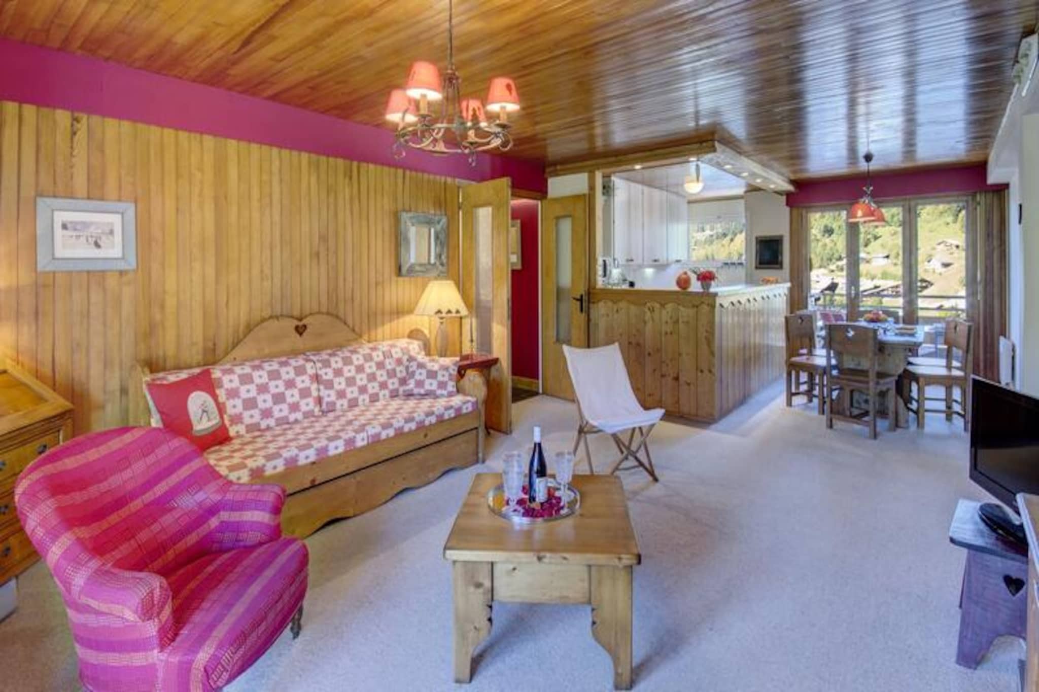 Val d'Or Apartment - Sleeps 4 - Les Gets