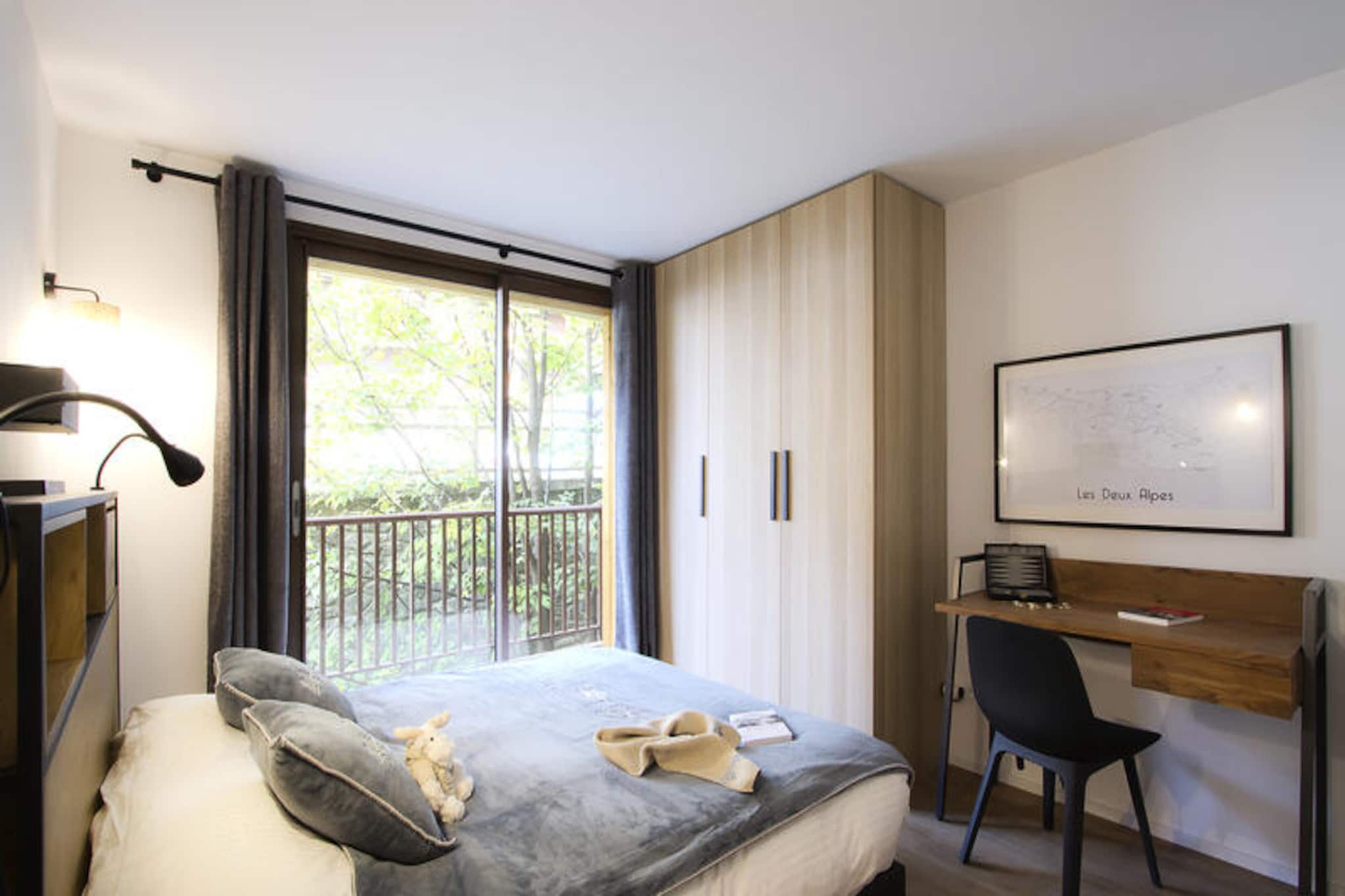 Apartment near slopes in charming resort