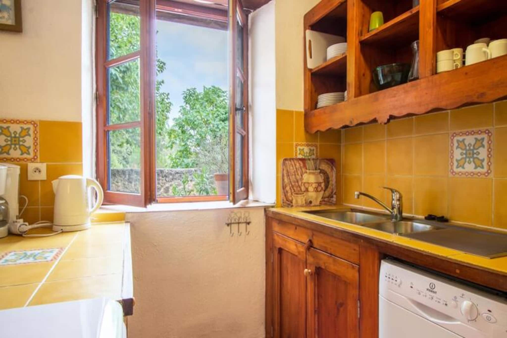 Lou Penequet, Mas Typique Avec Piscine En Provence, Nature, Calme