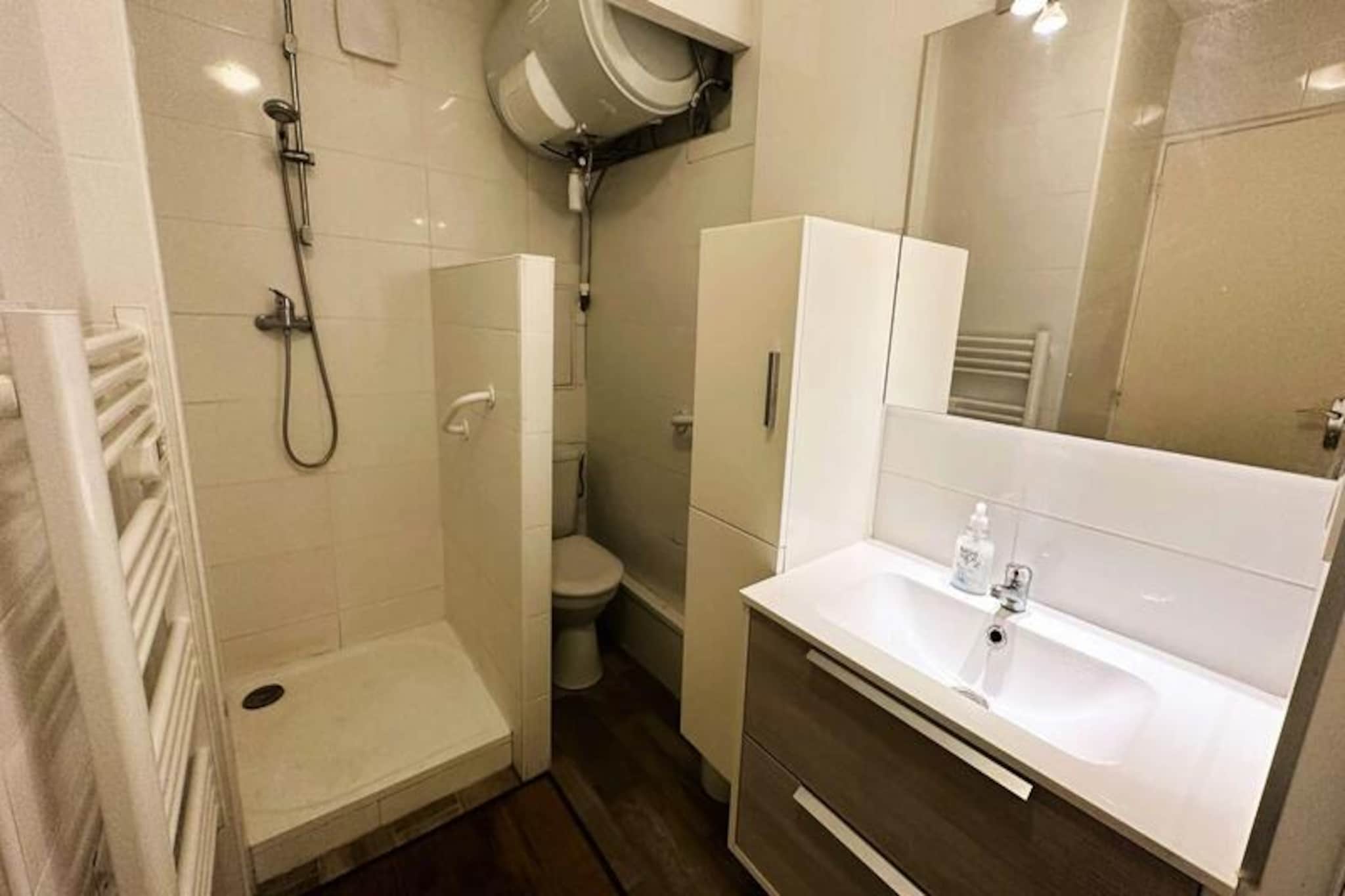 Apartment in Sablettes near Mediterranean