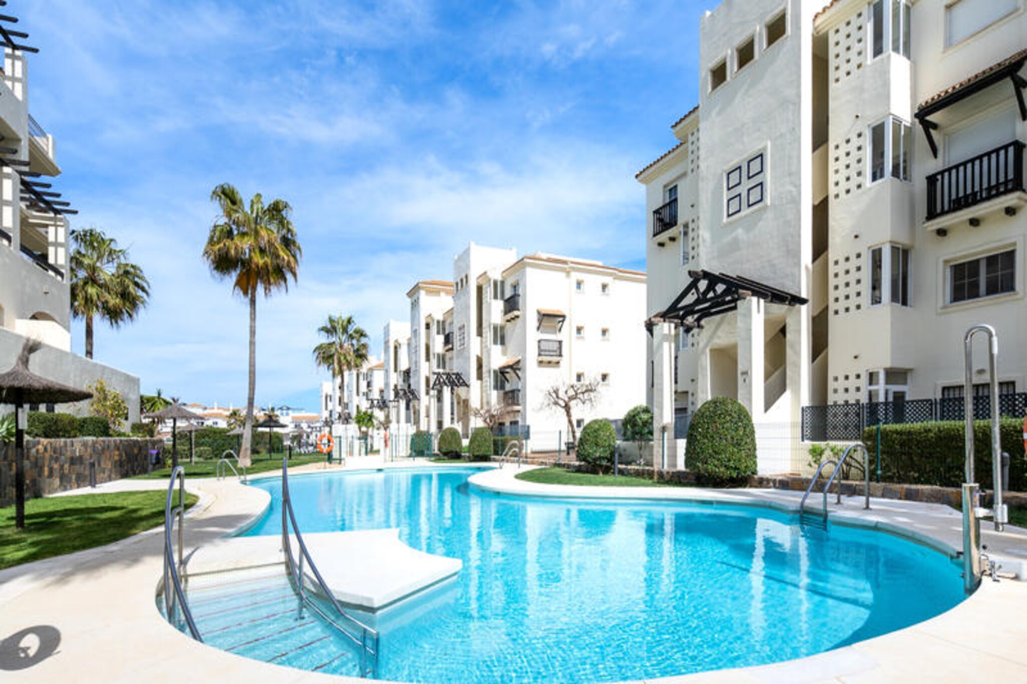 Apartment in San Luis with Pool Access
