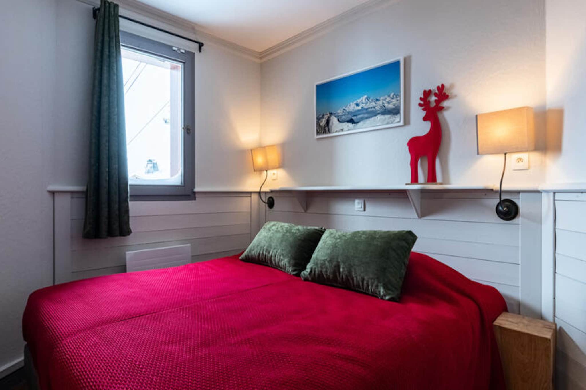 Apartment in Val Thorens with Ski-In Access