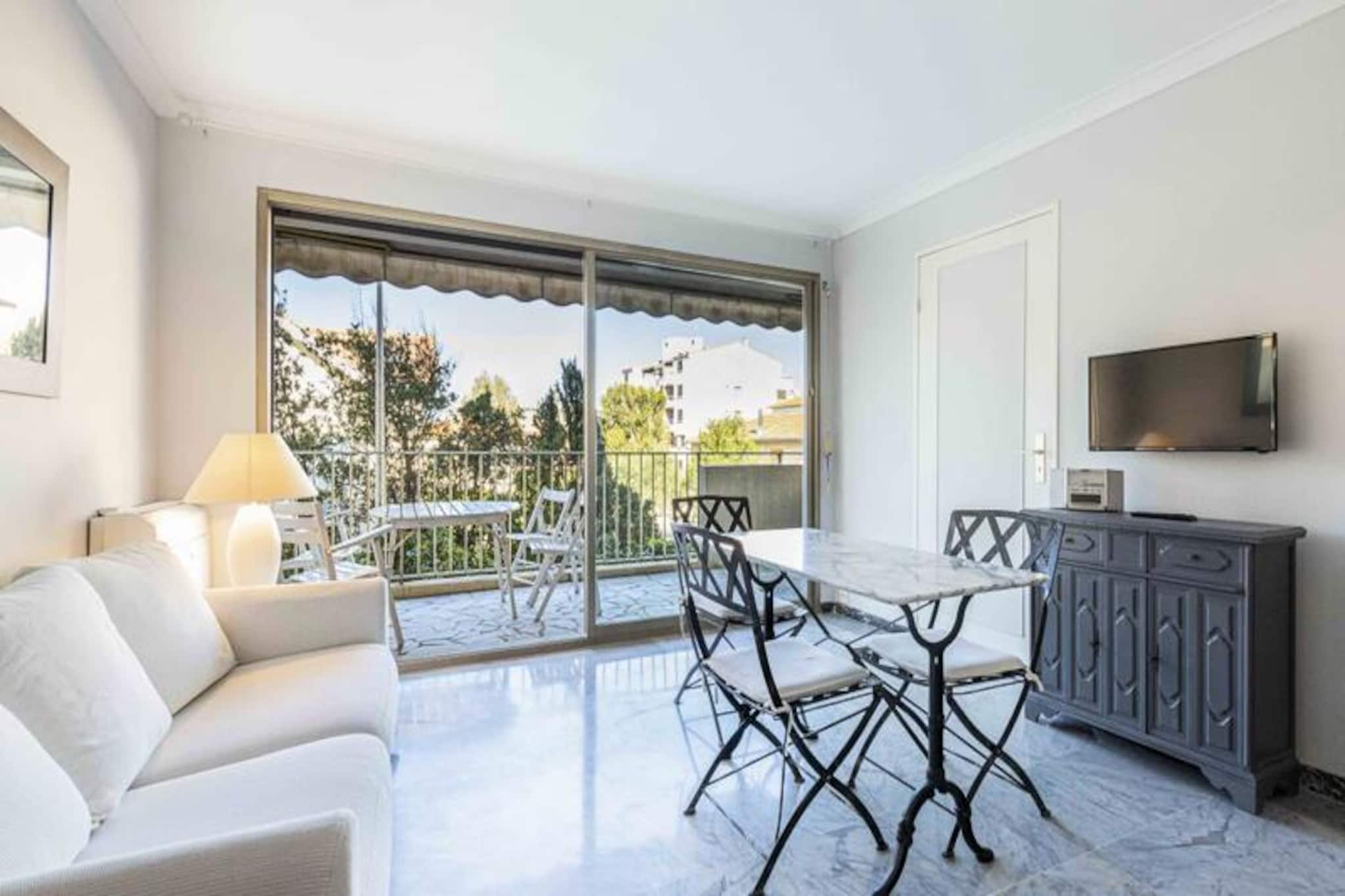 Apartment in Antibes with Sea View Terrace