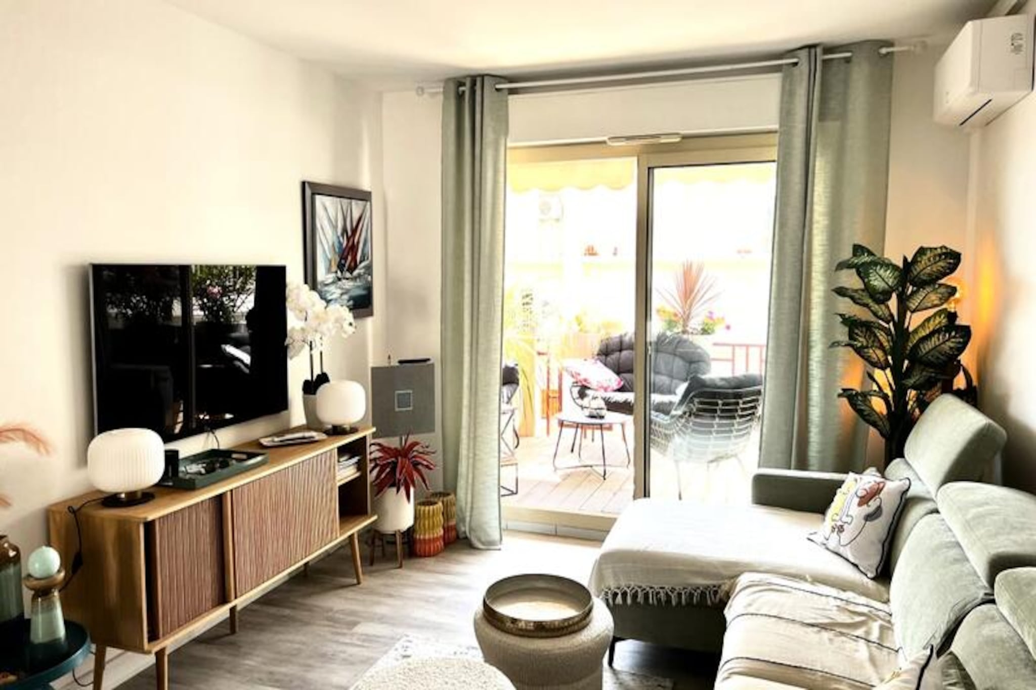 Apartment in Antibes near Gravette Beach