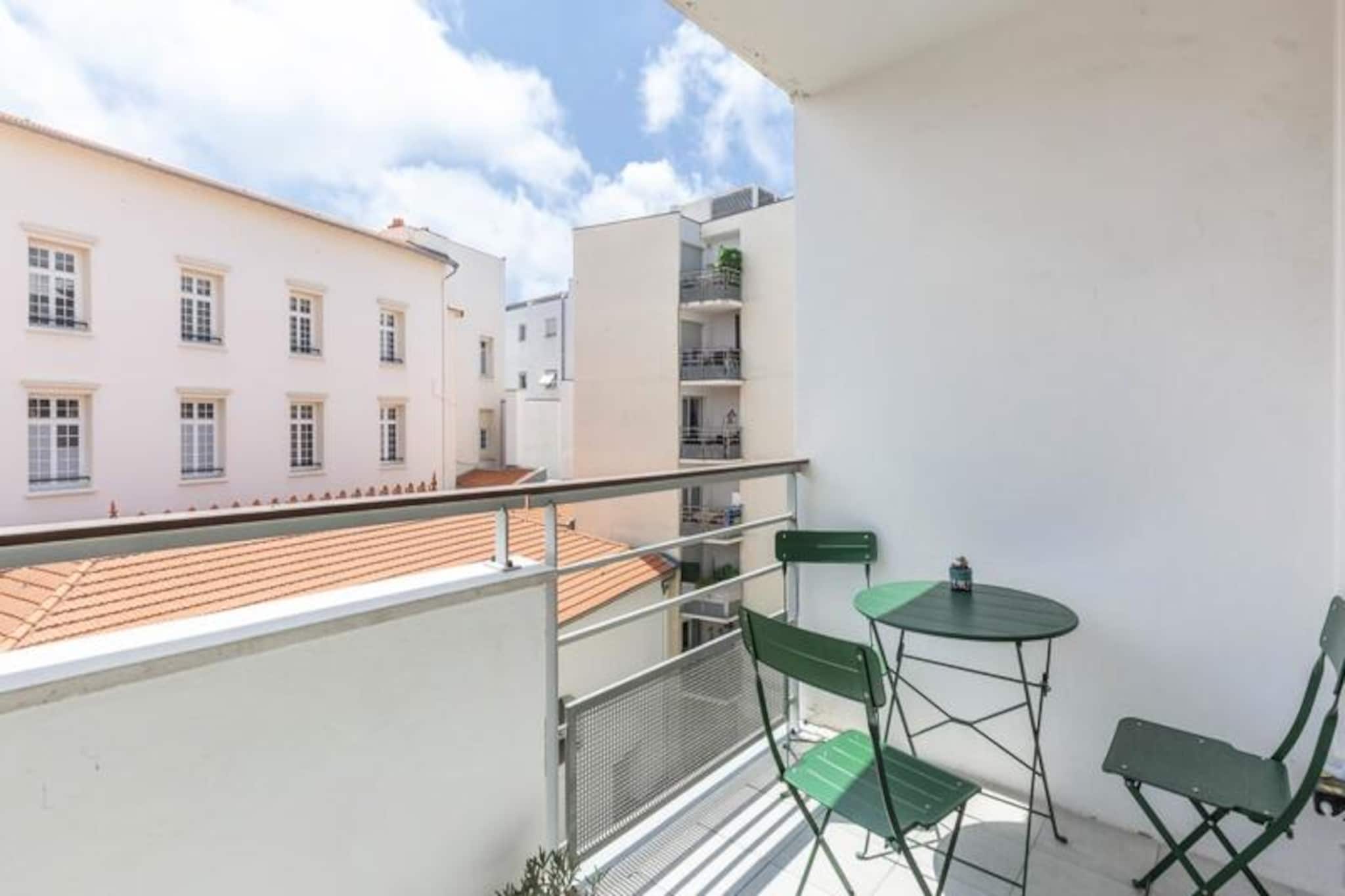In the heart of the charming coastal town of Antibes, this elegant apartment offers a serene retreat just moments away from the vibrant Mediterranean lifestyle. Located on the 4th floor of a secure and well-maintained building with an elevator, this one-bedroom haven is perfect for both family getaways and business trips. Imagine waking up to the gentle sea breeze, stepping onto your private balcony, and enjoying a peaceful breakfast while soaking in the lively ambiance of this historic French Riviera gem. 

The apartment is thoughtfully designed to provide maximum comfort and convenience. The spacious living room features a dining table for four, a comfortable sofa bed, and air conditioning to ensure a pleasant stay year-round. The separate kitchen is fully equipped with modern appliances, including a washing machine, oven, and microwave, making it easy to prepare meals at your leisure. The cozy bedroom boasts a double bed, ample storage, and reversible air conditioning, while the bathroom includes a bathtub and sink for ultimate relaxation. A separate toilet adds to the practicality of the space. High-speed Wi-Fi ensures you stay connected throughout your stay.

Step outside, and you’ll find yourself just steps from the bustling Place de Gaulle, where a variety of supermarkets, bakeries, shops, and restaurants await. The train station is a mere 10-minute walk, and convenient bus stops are located right in front of the residence, making it easy to explore the stunning Côte d'Azur. From the golden beaches to the charming old town filled with art galleries and markets, Antibes offers endless opportunities for discovery.

Whether you’re here to unwind by the sea, explore the rich cultural heritage, or simply savor the world-class cuisine, this apartment places you at the heart of it all. Experience the perfect blend of comfort, convenience, and the enchanting allure of the French Riviera.