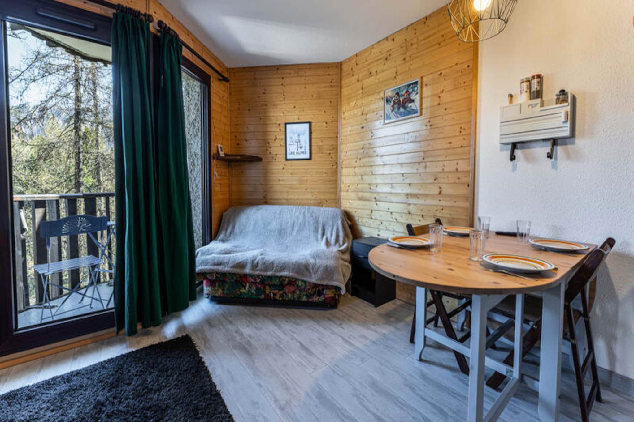 Pleasant 2-room apartment near the center 1650