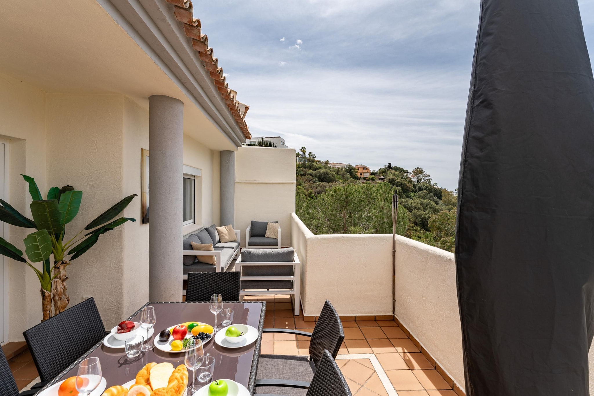 CT 366 - Faro's Silent Dream in Elviria - Marbella-Terrasbalkon