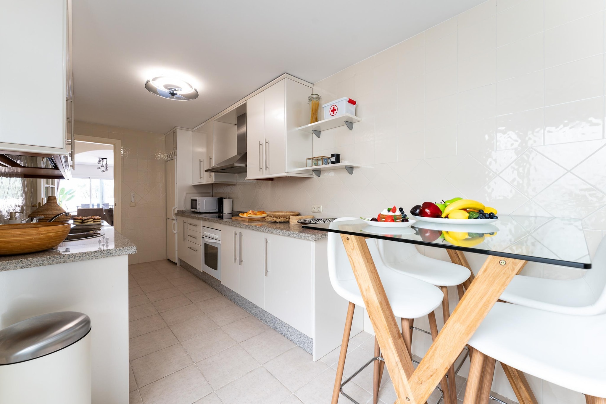 CT 366 - Faro's Silent Dream in Elviria - Marbella-Keuken