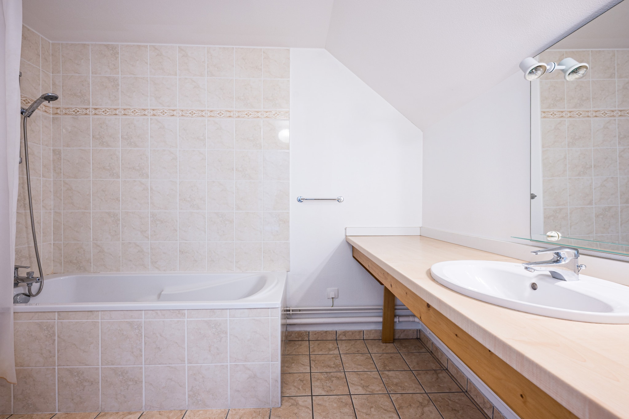 Birdie F N°21 - 5P10-Badkamer