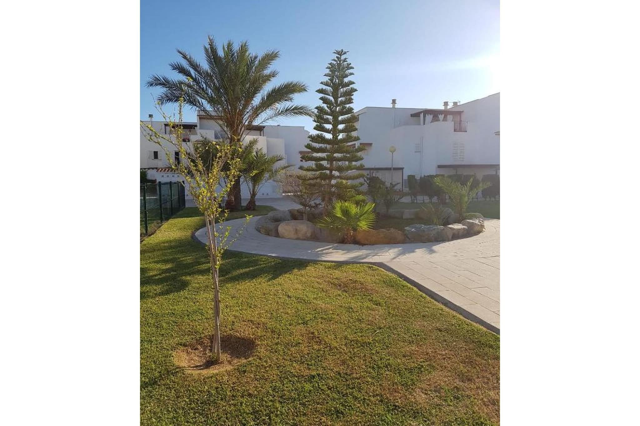 CT 369 AL - Faro's Apartmento Naturista - Primera Linea Vera Playa-Gardens in summer