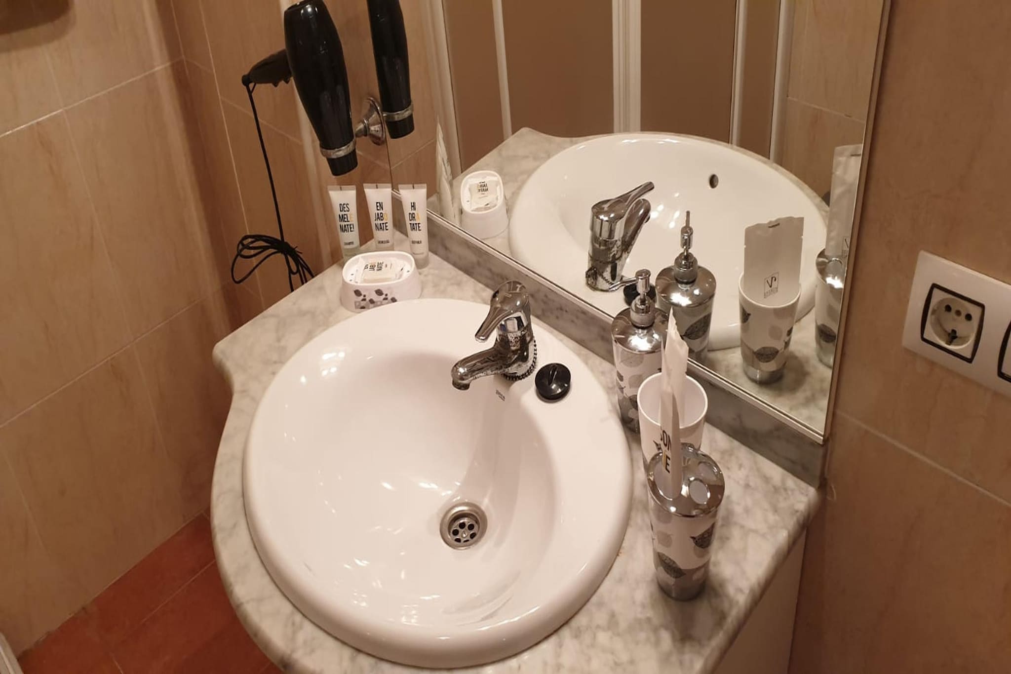 CT 370 AL - Faro's Veraplaya Naturista Apartment-Badezimmer