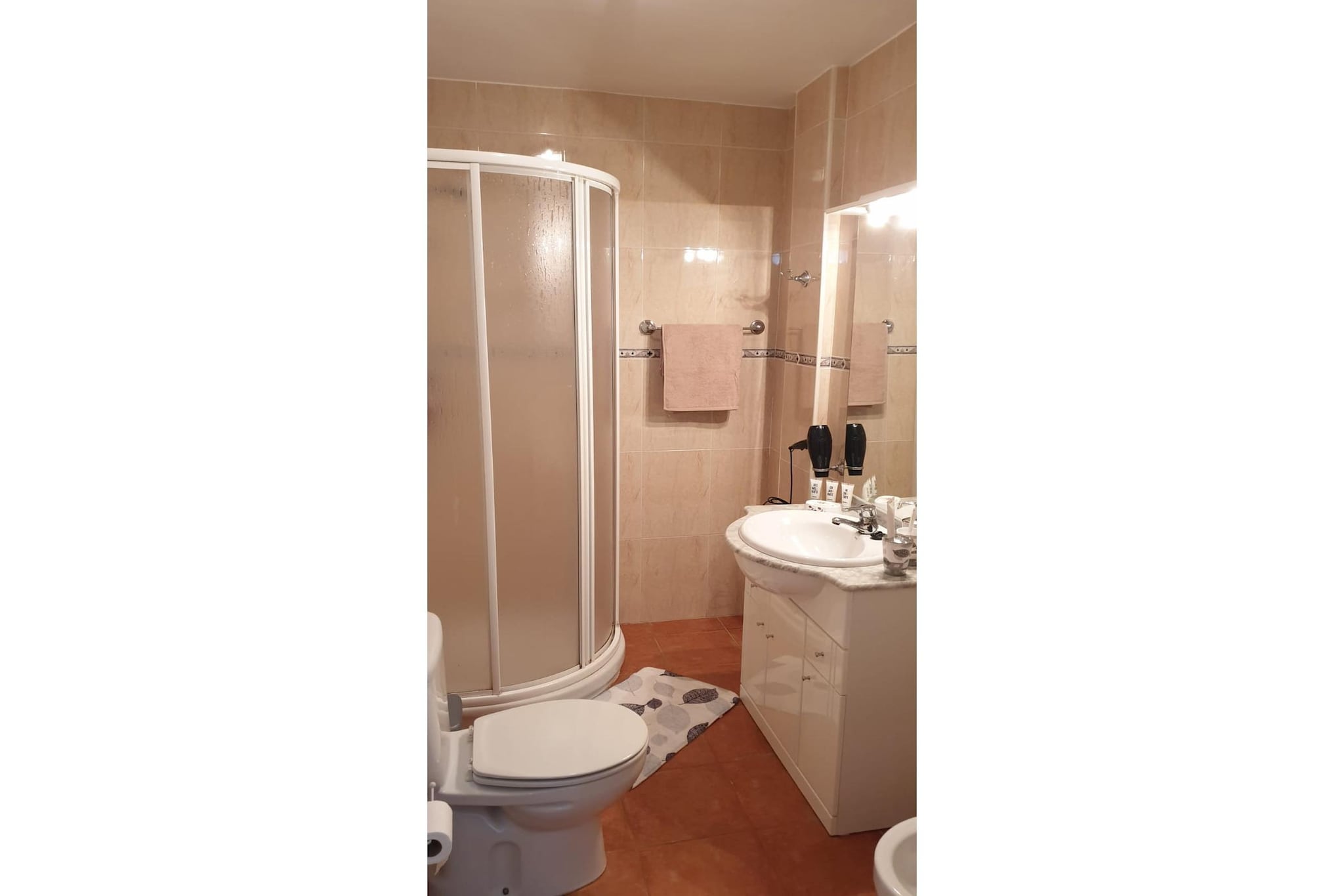 CT 370 AL - Faro's Veraplaya Naturista Apartment-Badezimmer