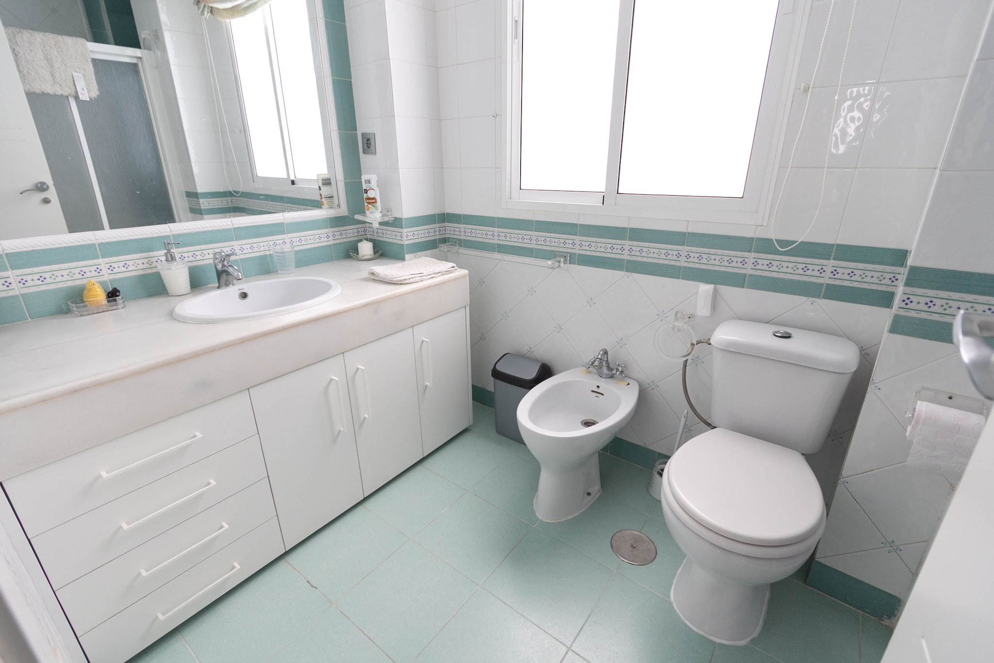 CT 383 GR - Faro's Almuñecar Beachfront for 4-Badkamer