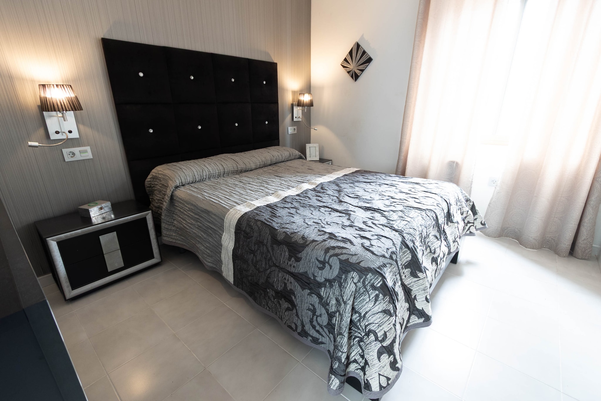 CT 383 GR - Faro's Almuñecar Beachfront for 4-Slaapkamer