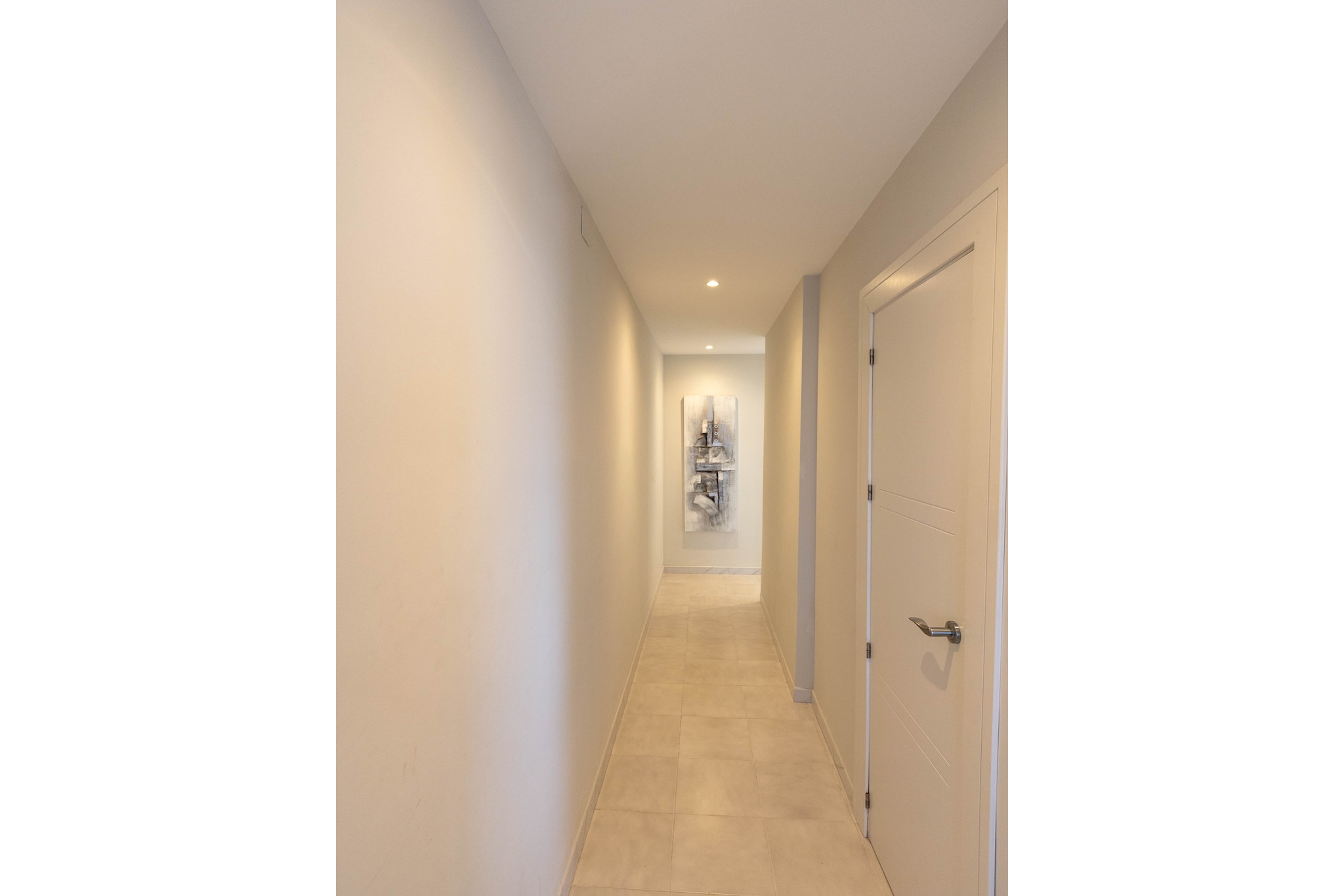 CT 383 GR - Faro's Almuñecar Beachfront for 4-Overloop