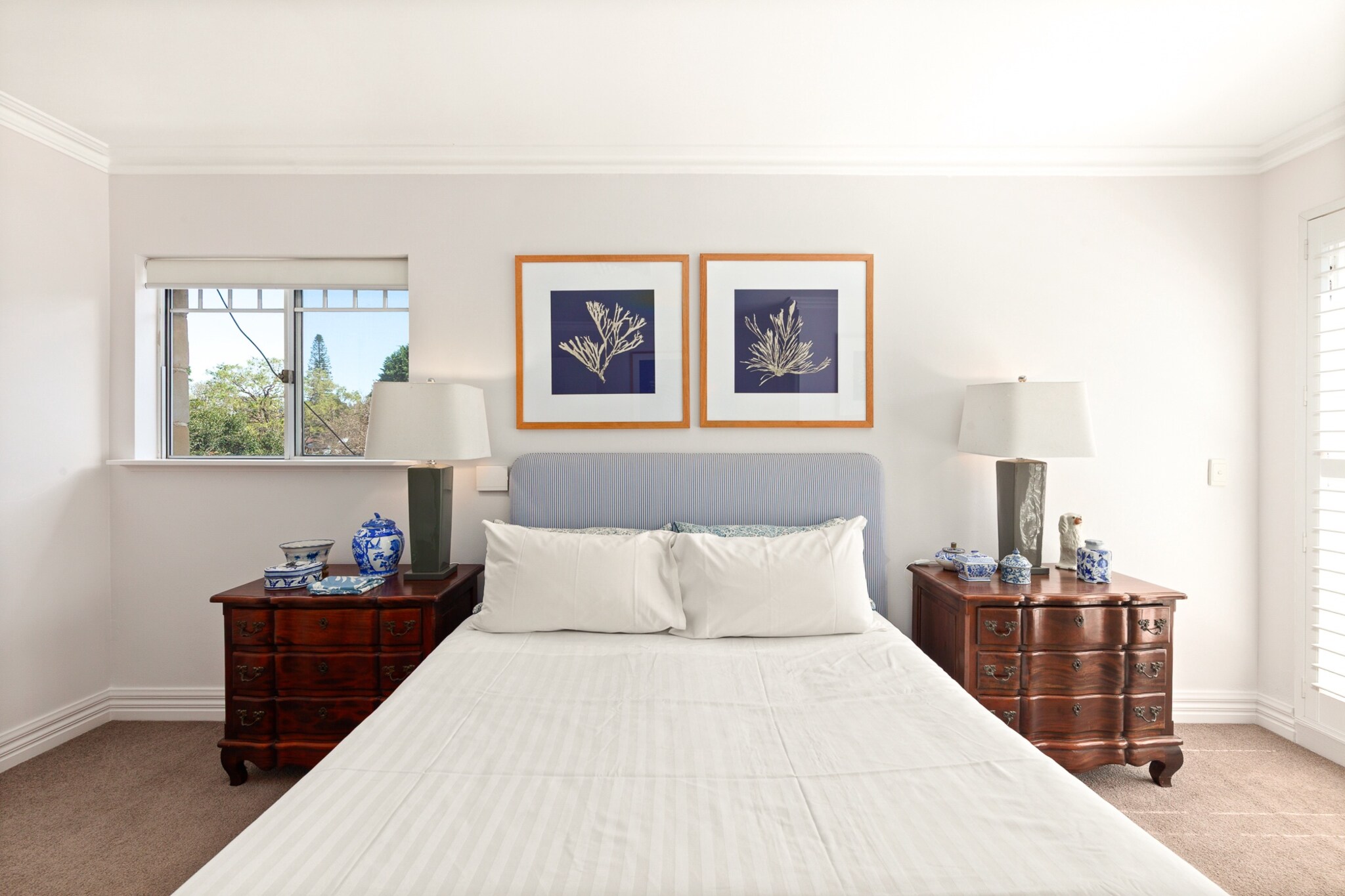 Family Retreat with Outdoor Courtyard