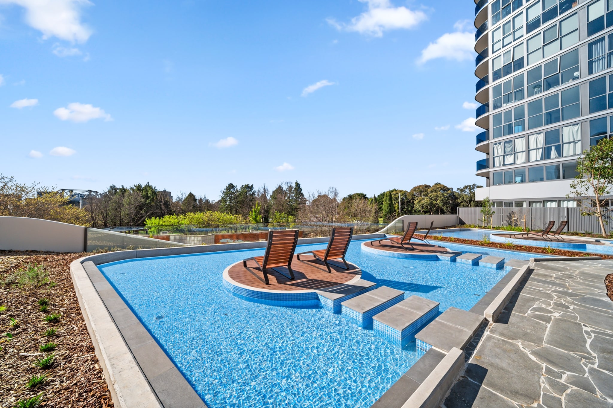 Apartment with Gym and Indoor Pool Access