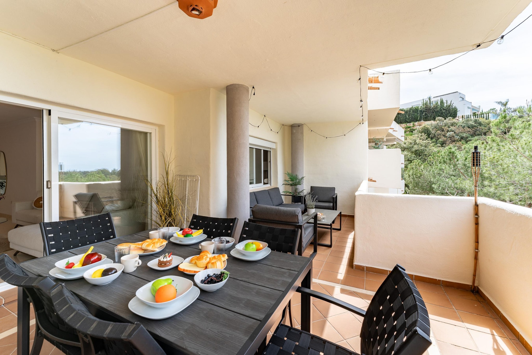 CT 375 - Faro's Cozy Dream in Elviria - Marbella-Terrasbalkon