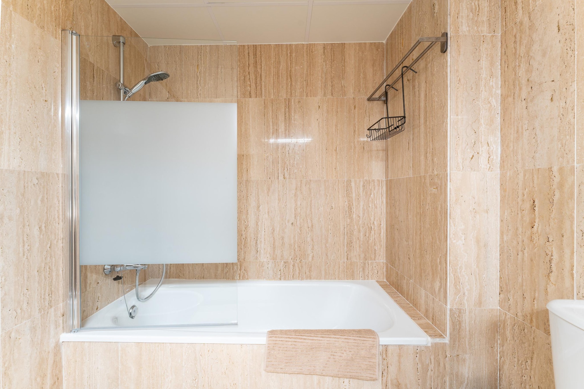 CT 375 - Faro's Cozy Dream in Elviria - Marbella-Badkamer