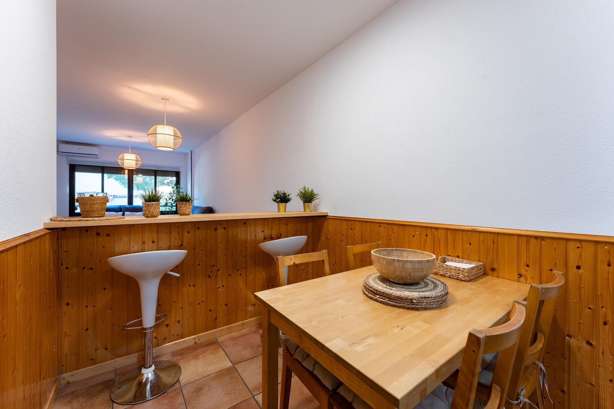 CT 349 - Faro's Stupa Hills - Benalmadena-Eetkamer