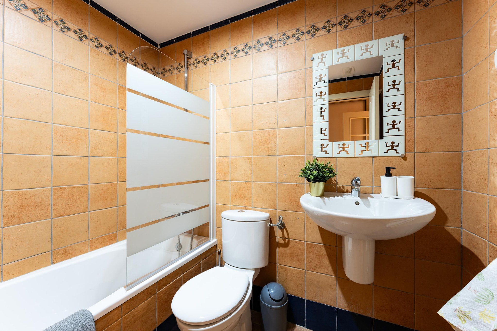 CT 349 - Faro's Stupa Hills - Benalmadena-Badkamer