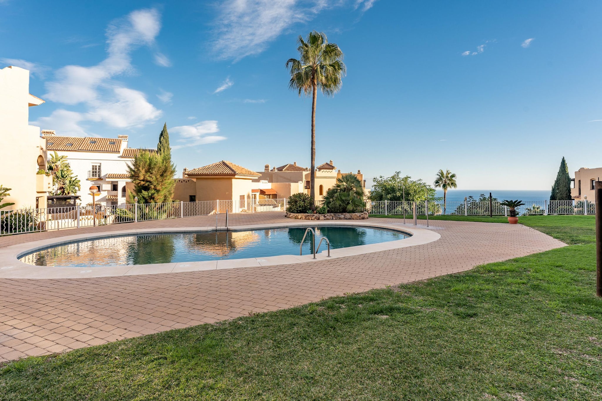 CT 349 - Faro's Stupa Hills - Benalmadena