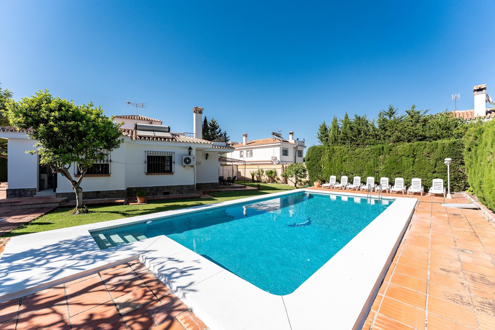CT 387 - Faro's Villa Lola en Churriana - Málaga-Zwembad