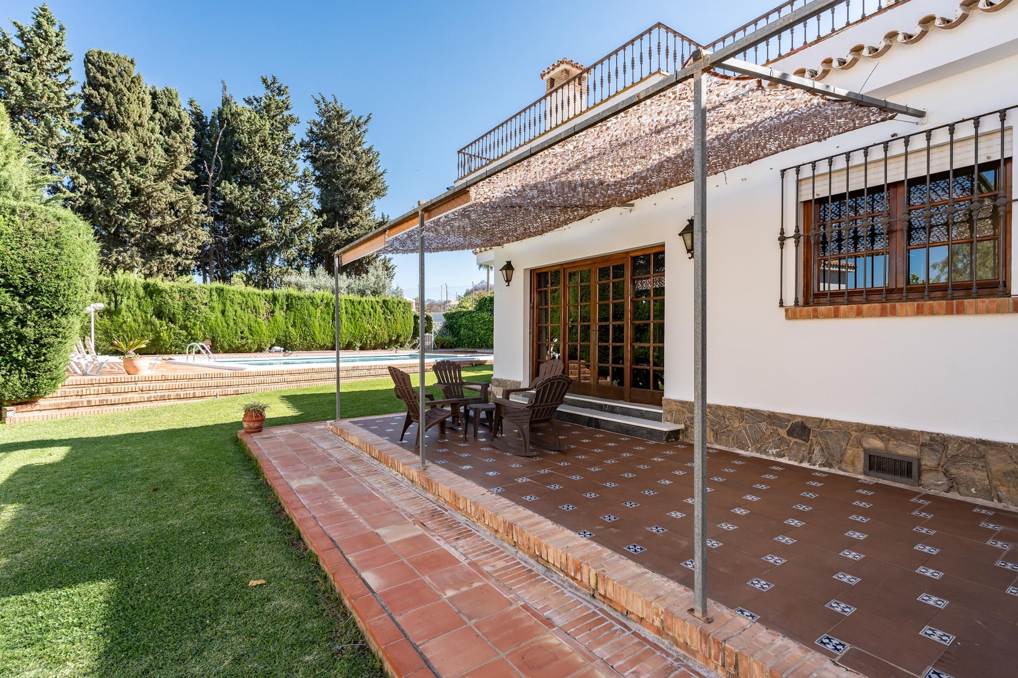CT 387 - Faro's Villa Lola en Churriana - Málaga-Terrasbalkon