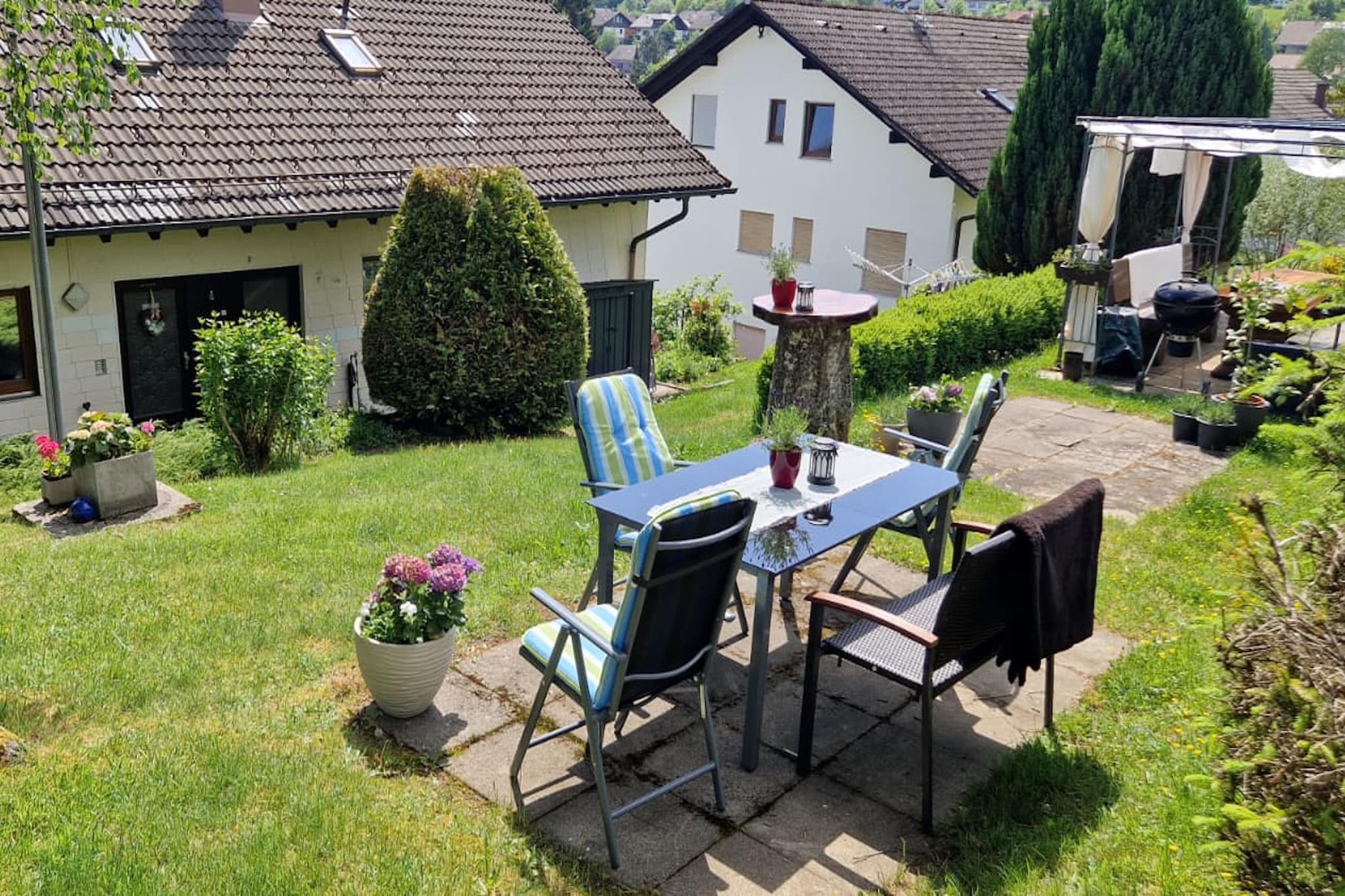 Ferienwohnung Herrischried an der Skipiste Yeskov - Tuinen zomer